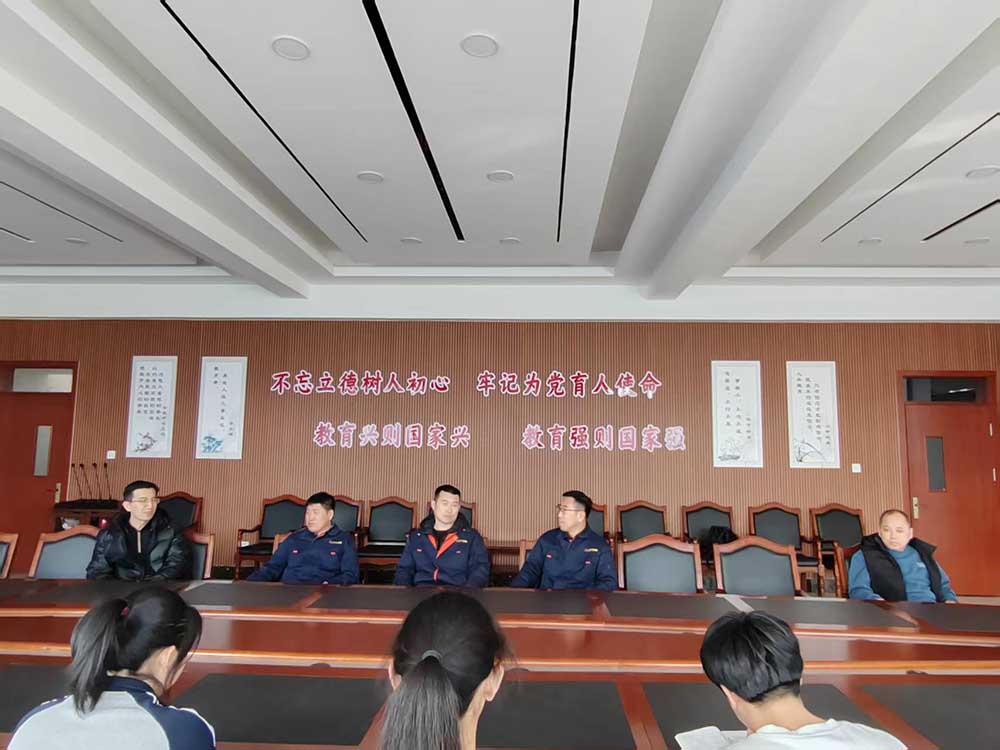 6815ce7b4493f300f80416406169329